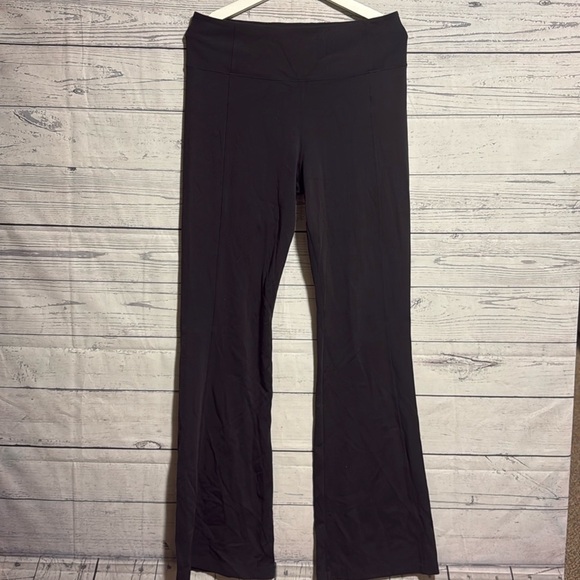 Athleta Delancey Flare pants - Picture 1 of 6